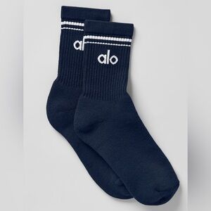 Alo Yoga Throwback Half-Crew Socks